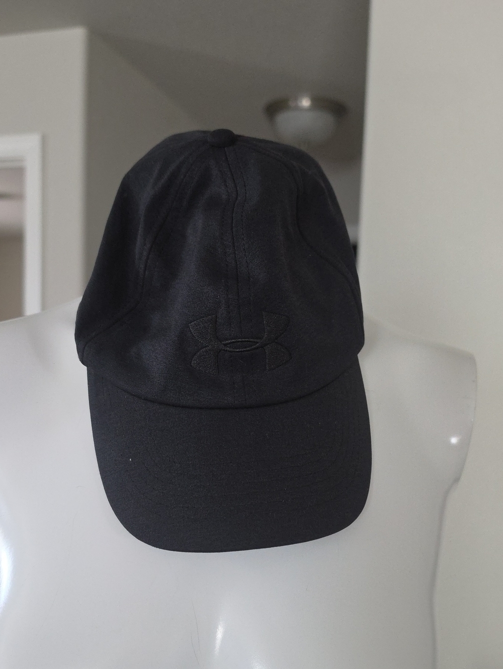 Under Armour Black Performance Baseball Cap